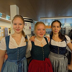 Bei leckerem Kuchen und Schmalzgebäck, begleitet von guter Musik durch unser Technikteam, haben wir den Kirta-Montag in...