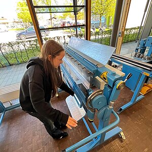 Heute war die Auftaktveranstaltung für die achten Klassen im Wahlfach Metallgestaltung. Wir bauten als erstes Projekt...